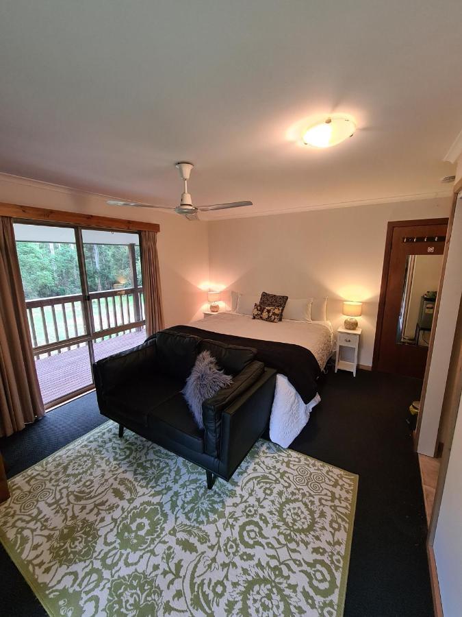 Bird Songs Getaway Accommodation Cabbage Tree Creek Kültér fotó